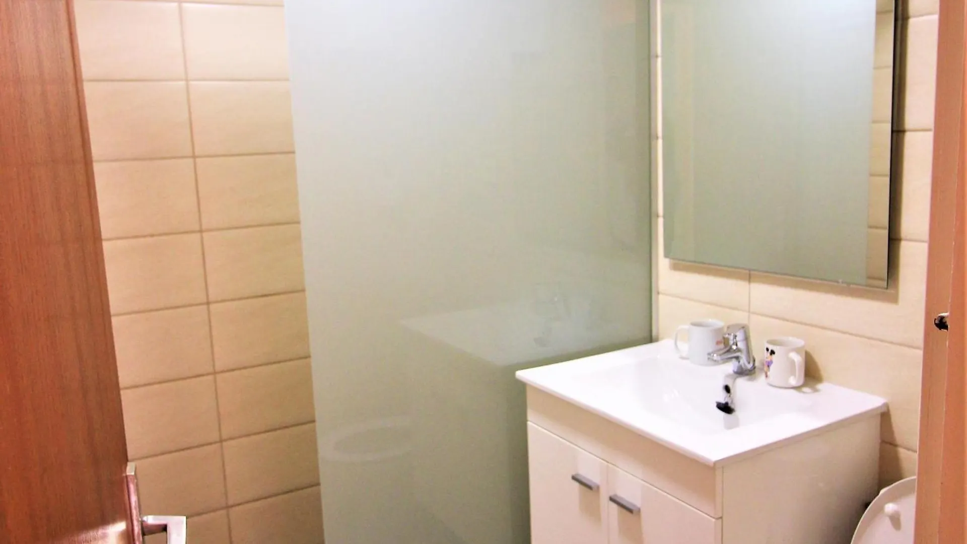 Apto En 2ª Linea De Playa Con Terraza, Wifi Y Parking Comunitario En Santa Margarita, Roses - Es-258-67 0*,