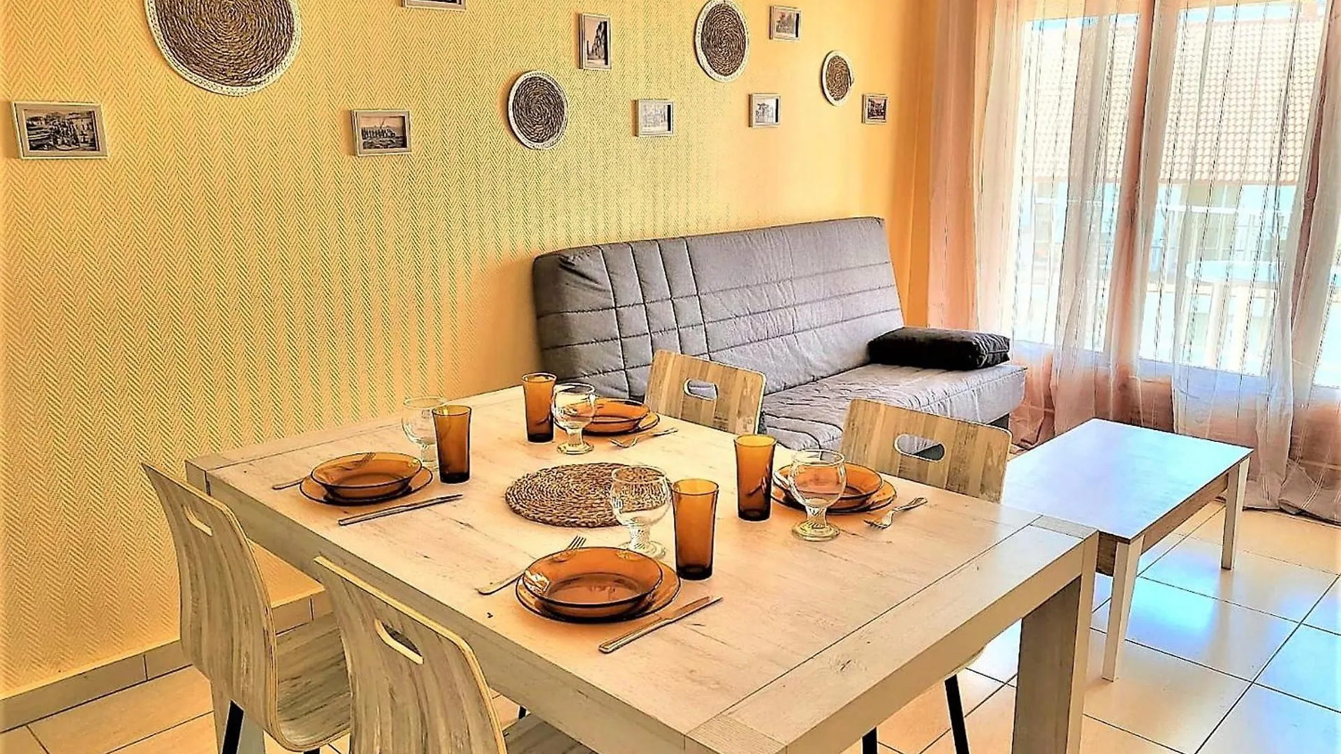 Apartman Apto En 2ª Linea De Playa Con Terraza, Wifi Y Parking Comunitario En Santa Margarita, Roses - Es-258-67
